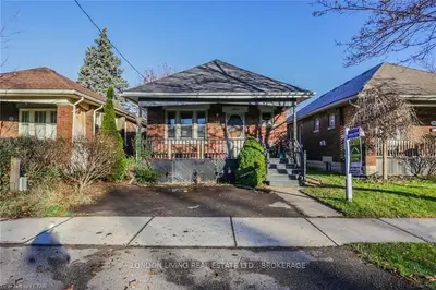 74 LANGARTH Street E, London South, ON N6C 1Z2