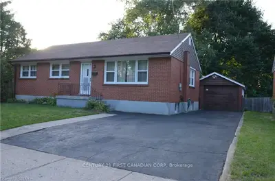 1506 MCLARENWOOD Terrace, London East, ON N5W 1Y1