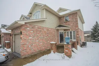 10 CHALKSTONE Drive 23, London South, ON N6E 3Z9