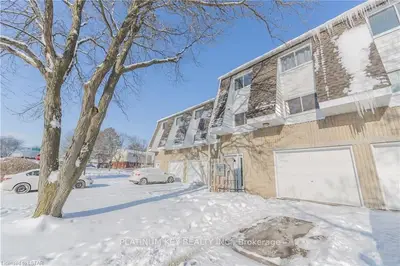 6 FAIRFAX Court, London North, ON N6G 2S8