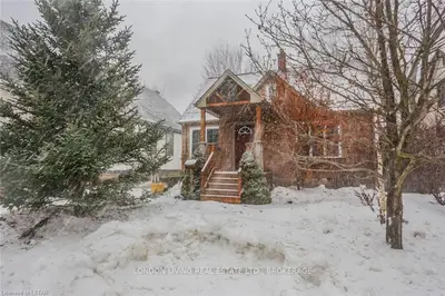 209 EDWARD Street, London South, ON N6C 3J1