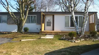 272 MONTEREY Park, South Huron, ON N0M 1T0