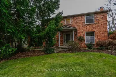 1123 ST ANTHONY Road, London North, ON N6H 2P8