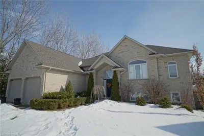 553 JULIANA Drive, Strathroy-Caradoc, ON N0L 1W0