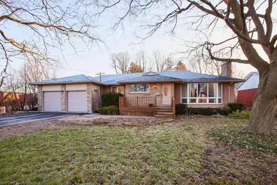 543 OAK PARK Drive, London North, ON N6H 3N6