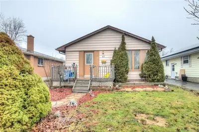 67 SNOWDON Crescent, London South, ON N6E 1G5