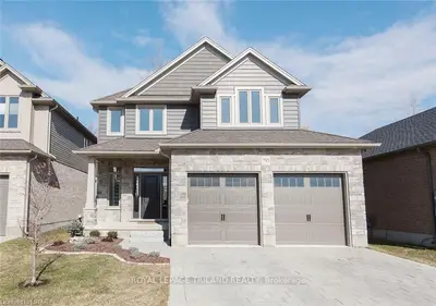 795 ROLLINGACRES Place, London North, ON N5X 0L4