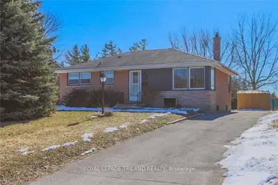 129 IRVING Place, London East, ON N5V 2H6