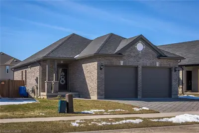 3295 SINGLETON Avenue, London South, ON N6L 0C4