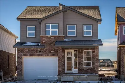 2641 TOKALA Trail, London North, ON N6G 0L6