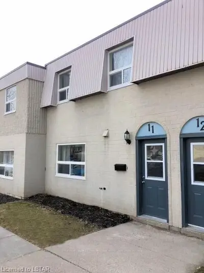 271 Thames Street N 11, Ingersoll, On N5c 3t6