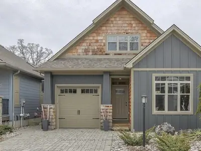 23 WONDERGROVE Court, Lambton Shores, ON N0M 1T0
