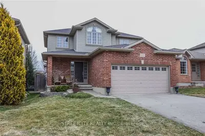 1703 HEALY Road, London North, ON N6G 5P1