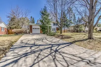 715 OLD HUNT Road, London North, ON N6H 4K7