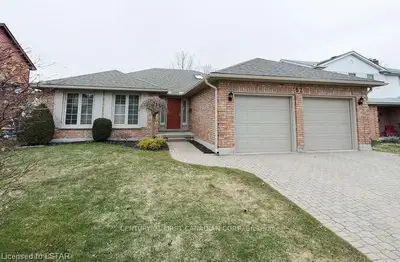 82 JENNIFER Gardens, London North, ON N5X 1K3