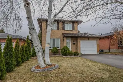 199 WALMER Grove, London North, ON N6G 4G8