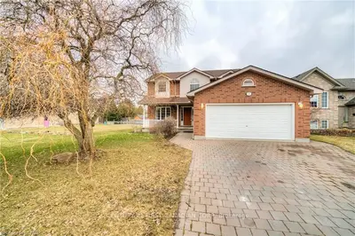 3 OAKWOOD Court, St. Marys, ON N4X 1A3