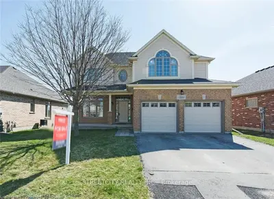1884 IRONWOOD Road, London South, ON N6K 5C7