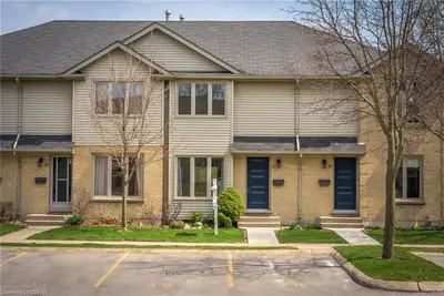 925 LAWSON Road 32, London North, ON N6G 4X3