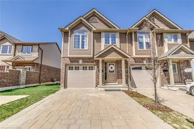2635 BATEMAN Trail 56, London South, ON N6L 0B1