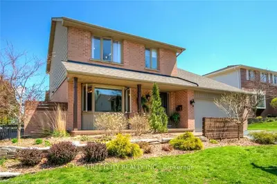 54 SOMERSET Road, London South, ON N6K 3M7