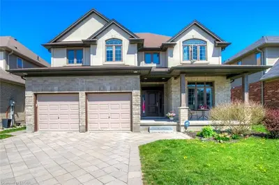 1538 SANDPIPER Drive, London North, ON N5X 0E6