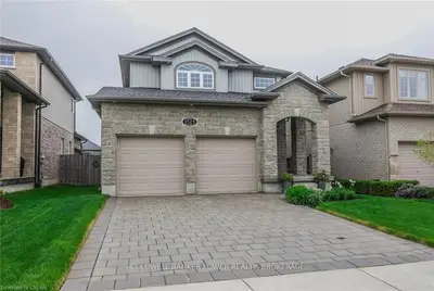 1523 CORONATION Drive, London North, ON N6G 5P6