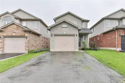 1104 MARIGOLD Street, London North, ON N5X 4P2