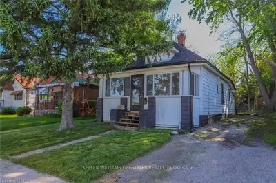 130 BROOKSIDE Street, London South, ON N5Z 3J7