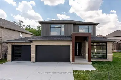 2435 YELLOWBIRCH Court, London North, ON N6G 5C1