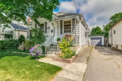 78 DAKIN Street, London East, ON N5Z 1A3