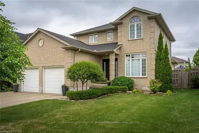 120 TYNEDALE Avenue, London North, ON N6H 5P7