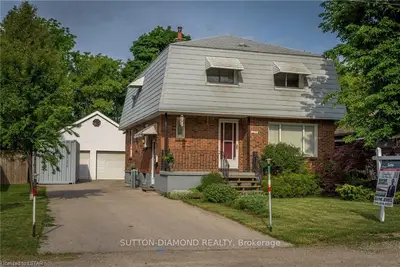 1277 CRUMLIN Side Road, London East, ON N5V 1R6