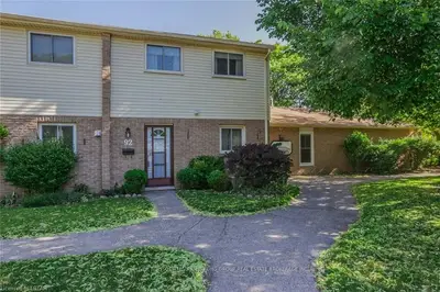 166 SOUTHDALE Road W 92, London South, ON N6J 2J1