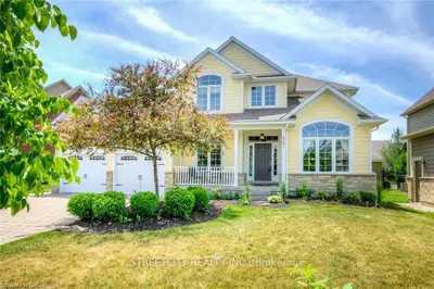 1781 TIGERLILY Road, London South, ON N6K 0A2