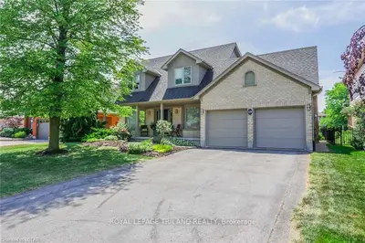 19 SPORTS FIELD Crescent, London South, ON N6K 4J9
