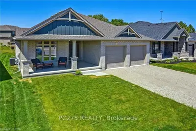 9 Glenwood Street, St. Thomas, On N5r 1c5