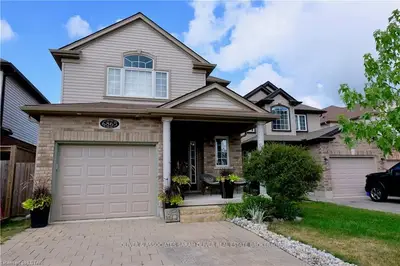6865 VALLAS Circle, London South, ON N6P 0B4