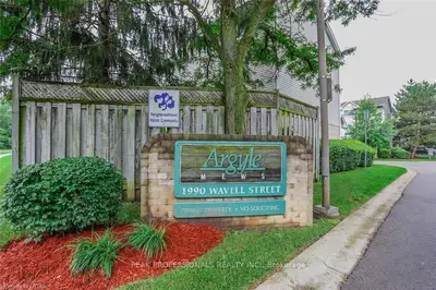 1990 WAVELL Street 46, London East, ON N5V 4N5