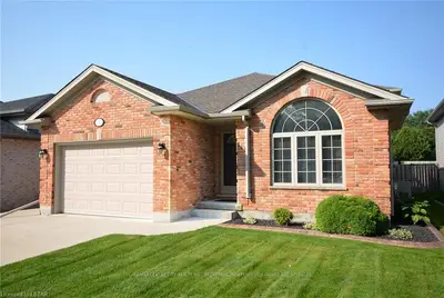 111 KINGSBRIDGE Street, London East, ON N5V 4T2