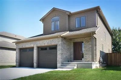 6 FINCH Street, North Middlesex, ON N0M 1A0