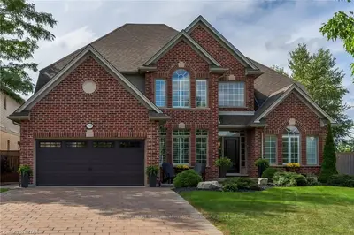 1929 STANDFIELD Road, London North, ON N6G 5G1