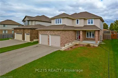 800 Spitfire Street, Woodstock, On N4t 0a9