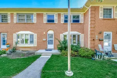 563 GAINSBOROUGH Road, London North, ON N6B 3N3