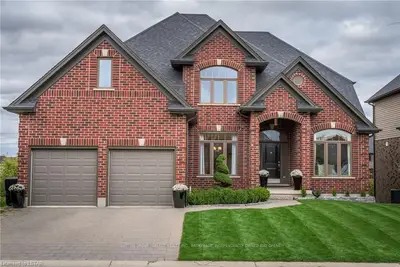 515 SKYLINE Avenue 45, London North, ON N5X 0H4