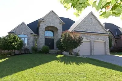 2148 RIVERBEND Road, London South, ON N6K 0A4