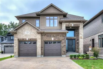 2409 YELLOWBIRCH Court, London North, ON N6G 0L2