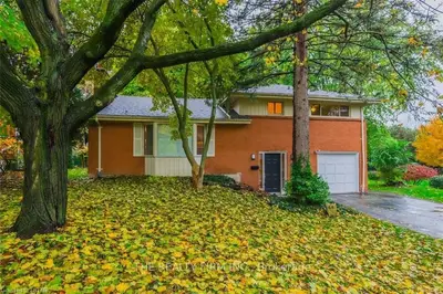 44 CRAMSTON Crescent, London North, ON N6H 3A4