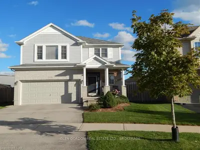 2958 PAUL KANE Chase, London South, ON N6L 0A7