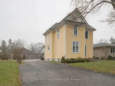 25 Clarence Street, Aylmer, On N5h 1t6